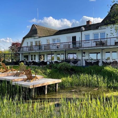 Hof Norderlueck - Das Ostseehotel Unter Reet Steinberg  Exterior photo